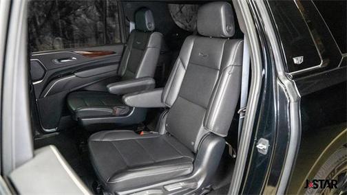 2023 Cadillac Escalade ESV Luxury