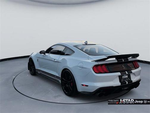 2020 Ford Shelby GT500 Base