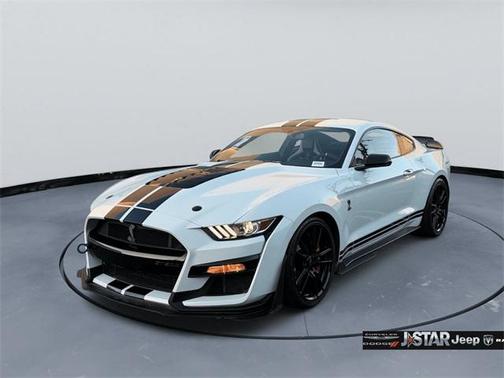 2020 Ford Shelby GT500 Base