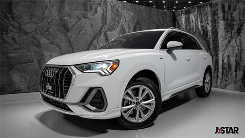 2024 Audi Q3 Premium 45 TFSI S line quattro Tiptronic
