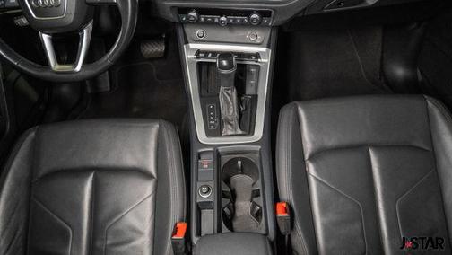 2024 Audi Q3 Premium 45 TFSI S line quattro Tiptronic