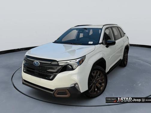 Crystal White Pearl 2025 Subaru Forester Sport