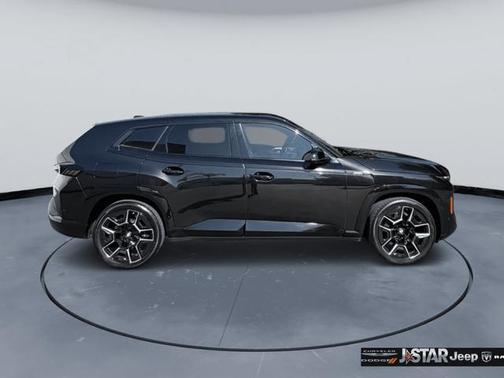Black Sapphire Metallic 2023 BMW XM Base