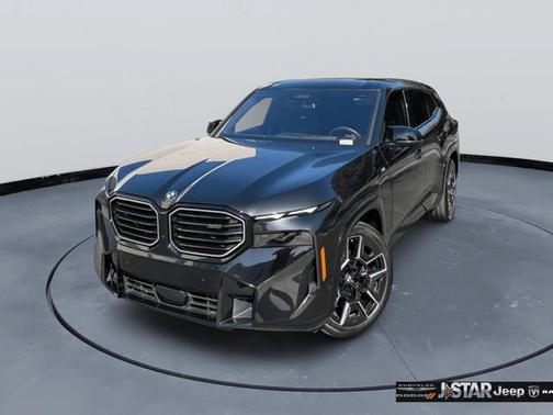 Black Sapphire Metallic 2023 BMW XM Base
