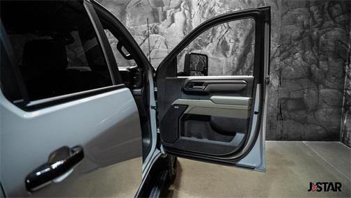 2025 Chevrolet Silverado 2500 4WD Crew Cab Standard Bed ZR2
