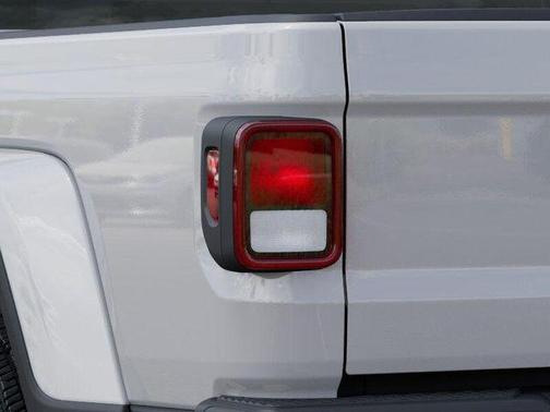 Bright White Clearcoat 2026 Jeep Gladiator Sport S