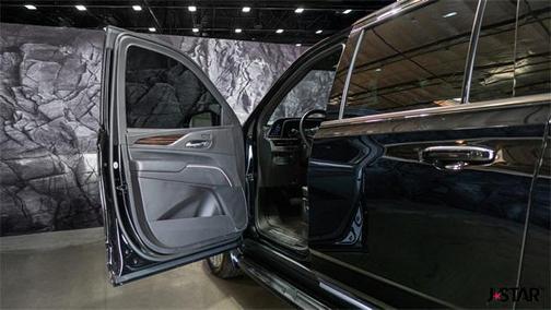 2023 Cadillac Escalade ESV Premium Luxury