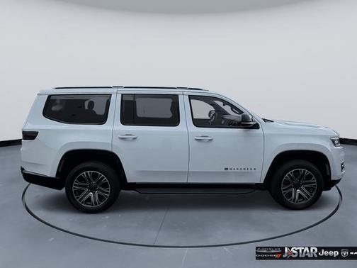 Bright White Clearcoat 2023 Jeep Wagoneer Series III 4x2