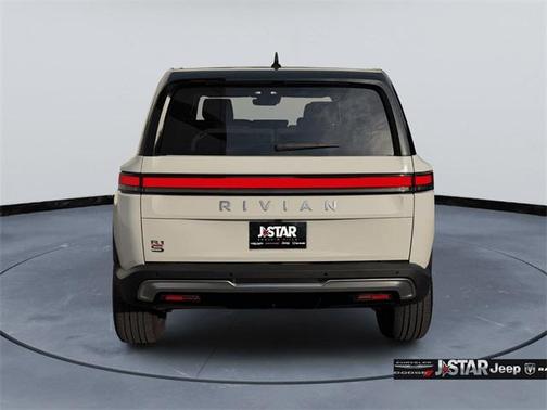 2024 Rivian R1S Adventure Quad Motor Large Pack