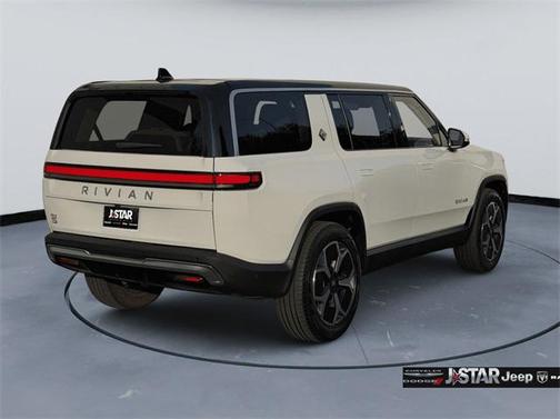 2024 Rivian R1S Adventure Quad Motor Large Pack