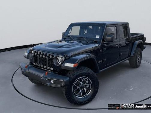 Black Clearcoat 2026 Jeep Gladiator Rubicon
