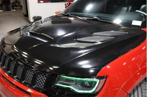 Photo 2 of 56 of 2020 Jeep Grand Cherokee Trackhawk