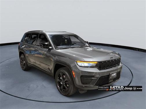 2023 Jeep Grand Cherokee Altitude