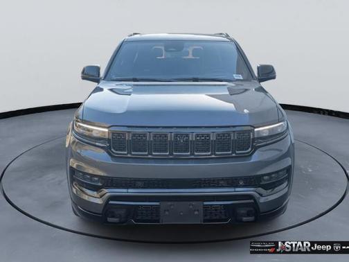 Baltic Gray Metallic Clearcoat 2025 Jeep Grand Wagoneer Series III Obsidian 4x4