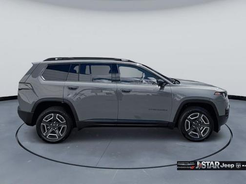 Sting-Gray Clearcoat 2026 Jeep Cherokee Limited