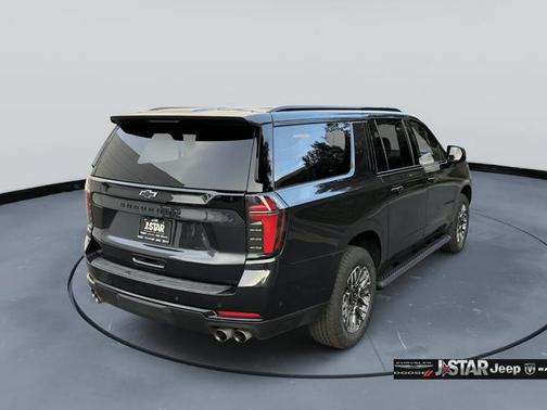 2025 Chevrolet Suburban 4WD Z71