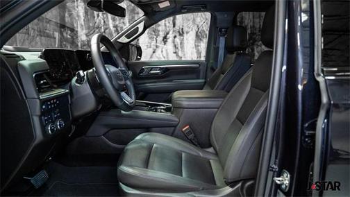2025 Chevrolet Suburban 4WD Z71