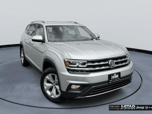 Reflex Silver Metallic 2018 Volkswagen Atlas 3.6L SE