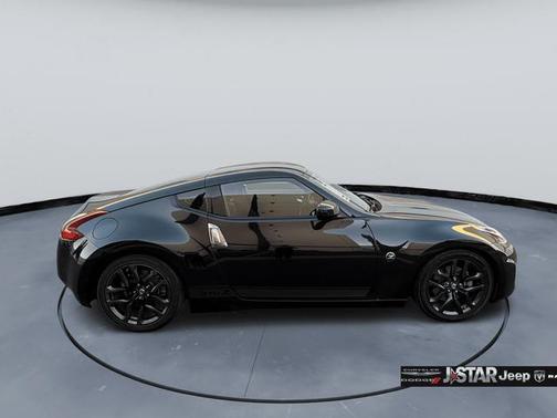 2019 Nissan 370Z Base