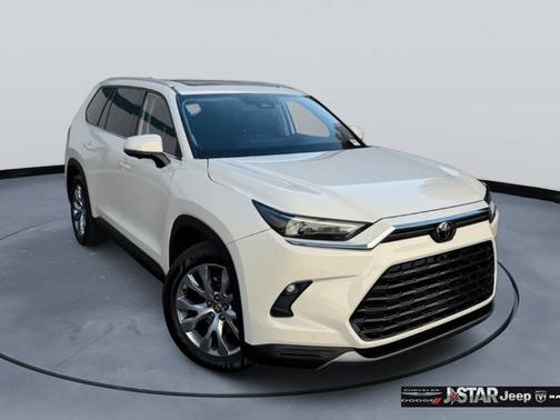 Coastal Cream 2024 Toyota Grand Highlander Limited