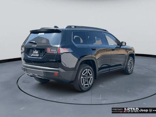 Diamond Black Crystal Pearlcoat 2026 Jeep Cherokee Limited