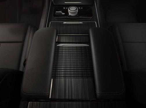 2026 Jeep Grand Wagoneer L 4x4