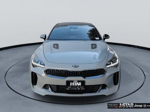Ceramic Silver 2019 Kia Stinger GT2
