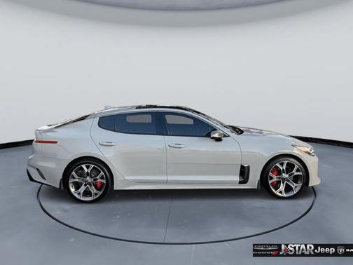 Ceramic Silver 2019 Kia Stinger GT2