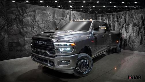 2025 RAM 3500 Laramie Crew Cab 4x4 8' Box