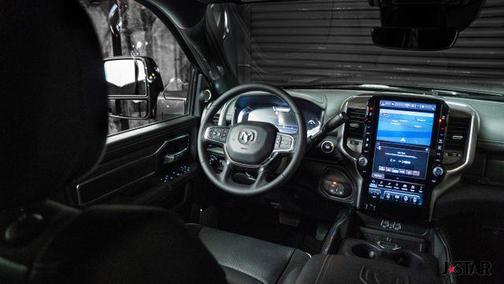 2025 RAM 2500 Laramie Crew Cab 4x4 6'4' Box