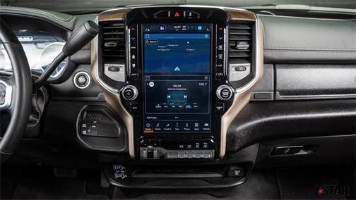 2024 RAM 2500 Laramie Crew Cab 4x4 6'4' Box