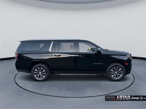 2023 Chevrolet Suburban LT