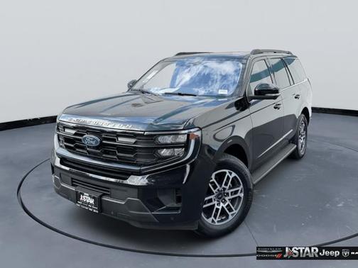 Black Metallic 2025 Ford Expedition Active