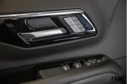 2025 Chevrolet Suburban 4WD Z71