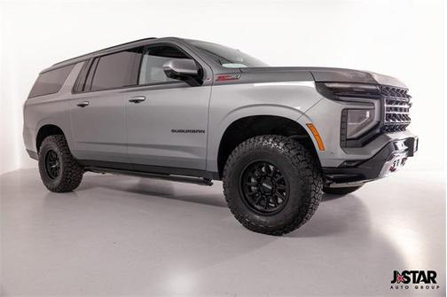 2025 Chevrolet Suburban 4WD Z71