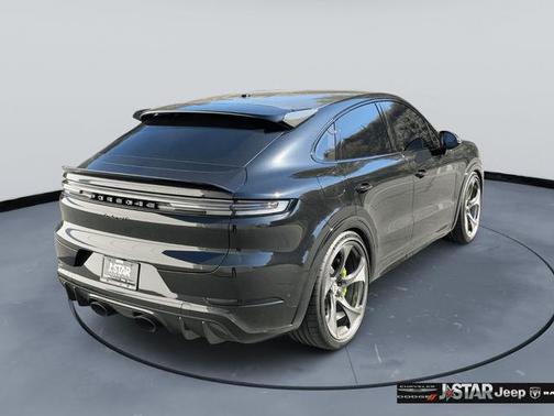 2024 Porsche Cayenne Turbo GT