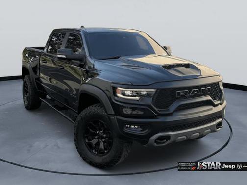 Diamond Black Crystal Pearlcoat 2022 RAM 1500 TRX