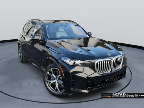Black Sapphire Metallic 2024 BMW X5 sDrive40i