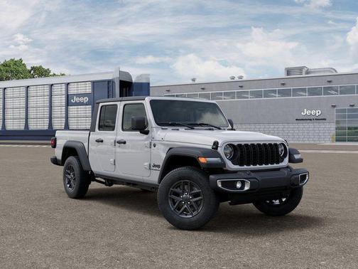 Bright White Clearcoat 2026 Jeep Gladiator Sport S