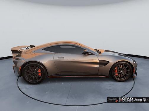 2019 Aston Martin Vantage Base