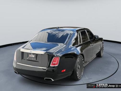 Black Diamond 2022 Rolls-Royce Phantom