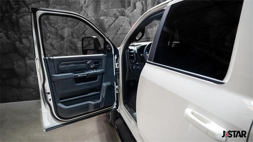 2024 RAM 2500 Limited Mega Cab 4x4 6'4' Box