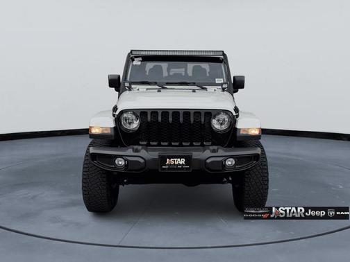 2023 Jeep Gladiator Willys 4x4