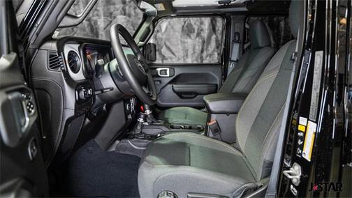 2025 Jeep Gladiator Nighthawk