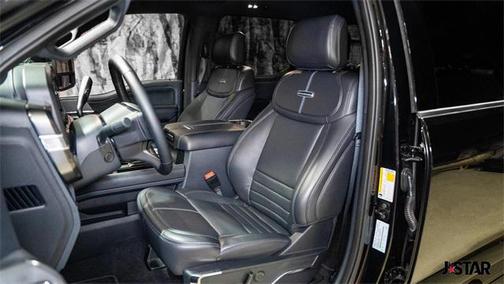 2025 Ford F-450 Platinum