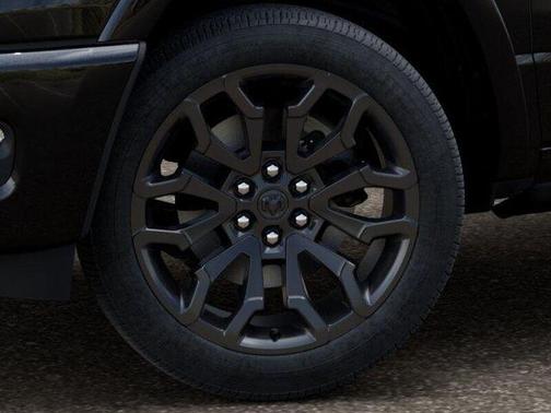 Diamond Black Crystal Pearlcoat 2026 RAM 1500 Limited