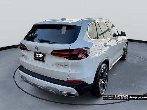 Alpine White 2024 BMW X5 sDrive40i