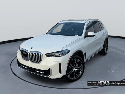 Alpine White 2024 BMW X5 sDrive40i