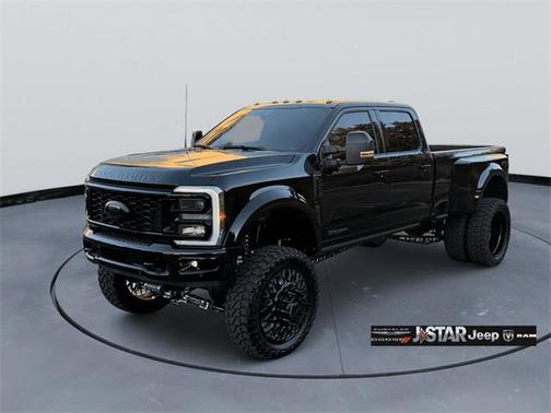 2025 Ford F-450 Platinum