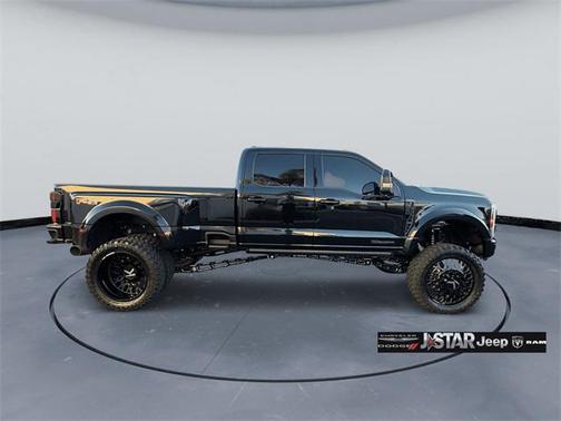 2025 Ford F-450 Platinum